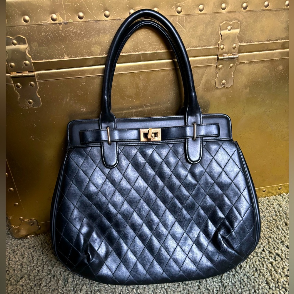 Vintage Myers Black Quilted Bag